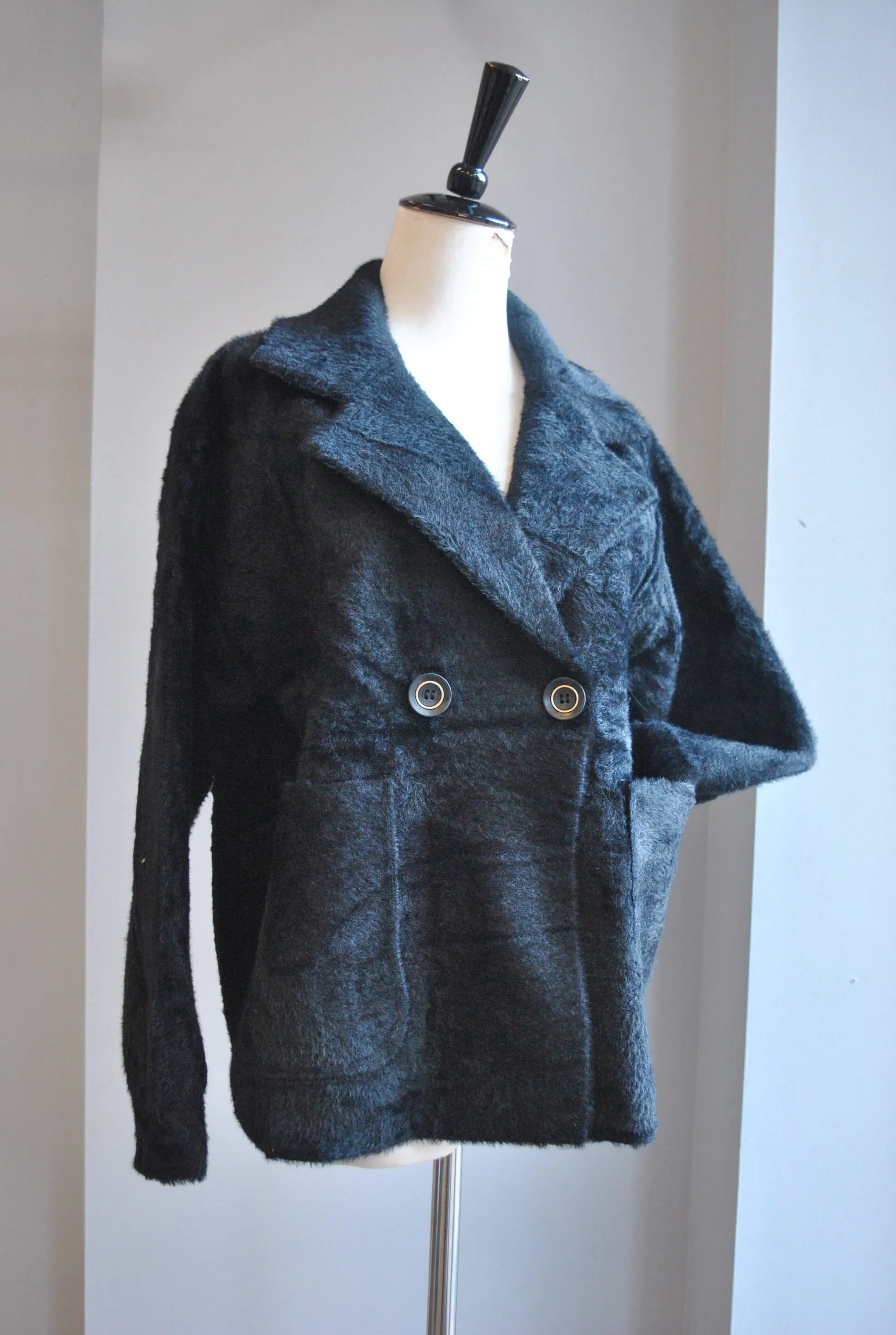 BLACK SHORT ALPAKA JACKET
