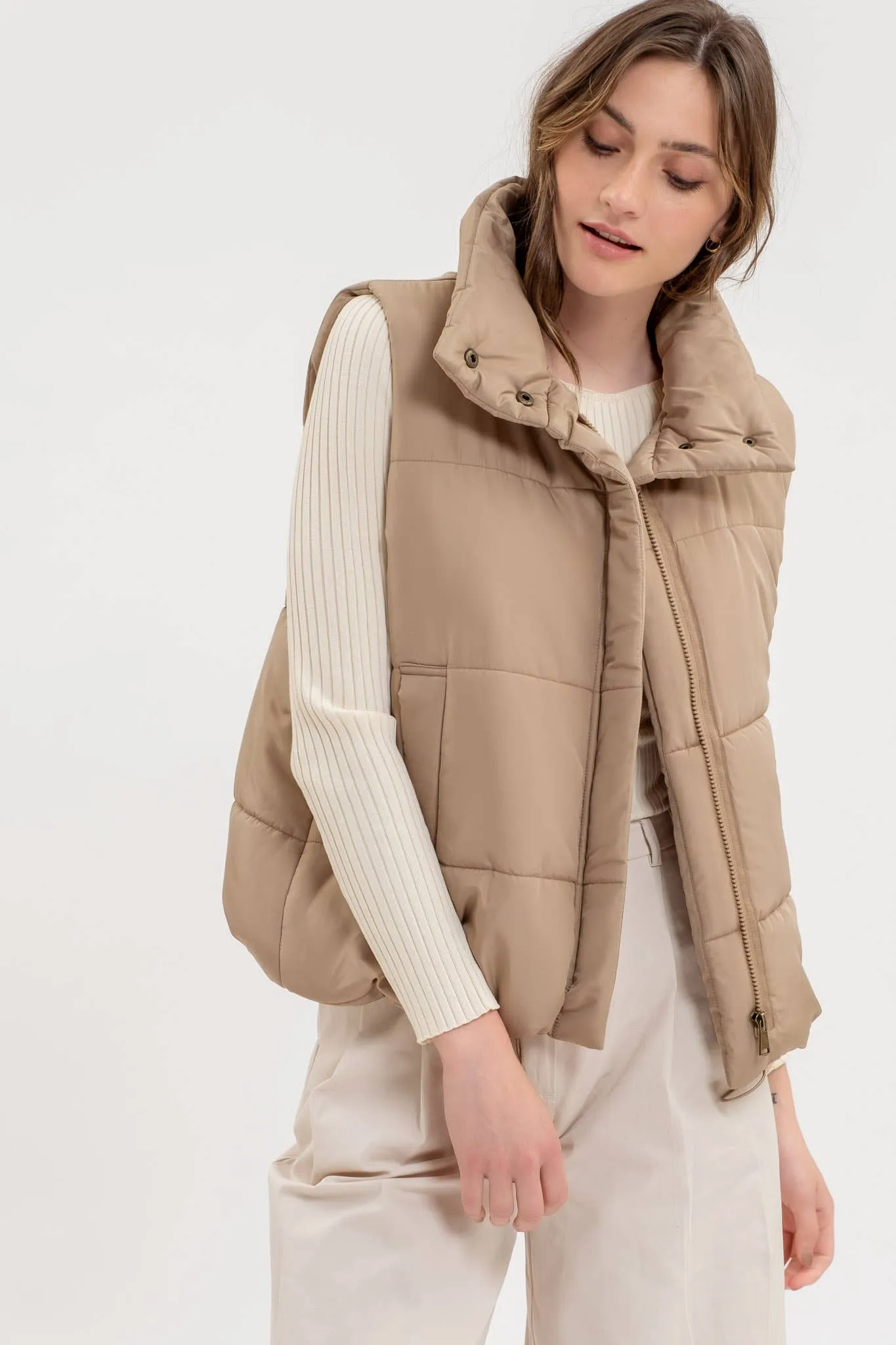Essential Puffer Vest