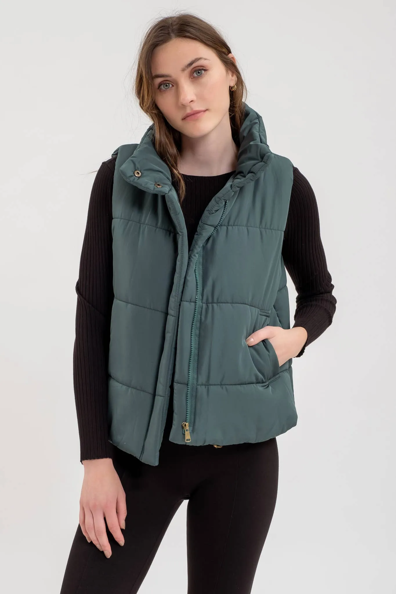 Essential Puffer Vest