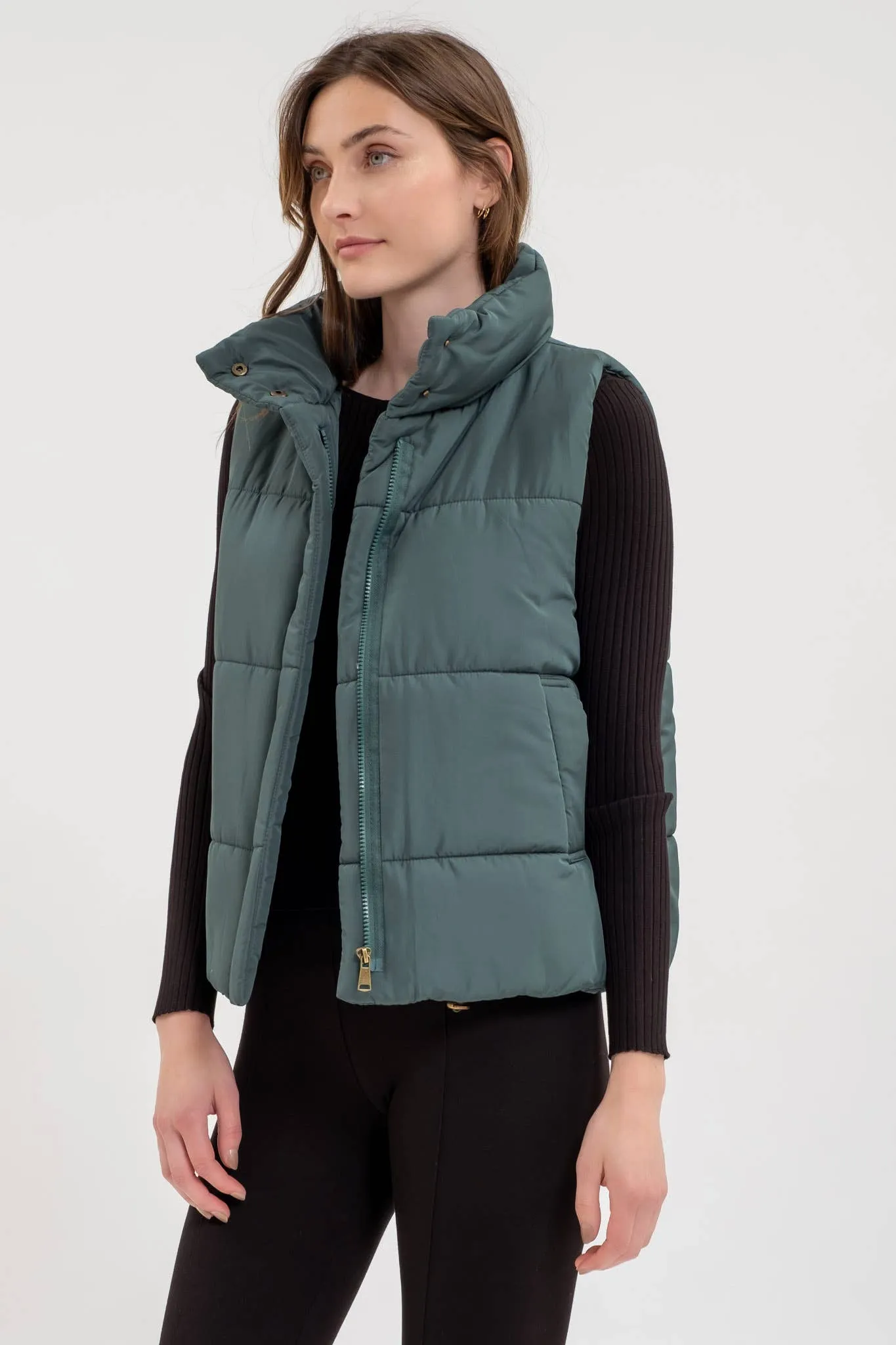 Essential Puffer Vest
