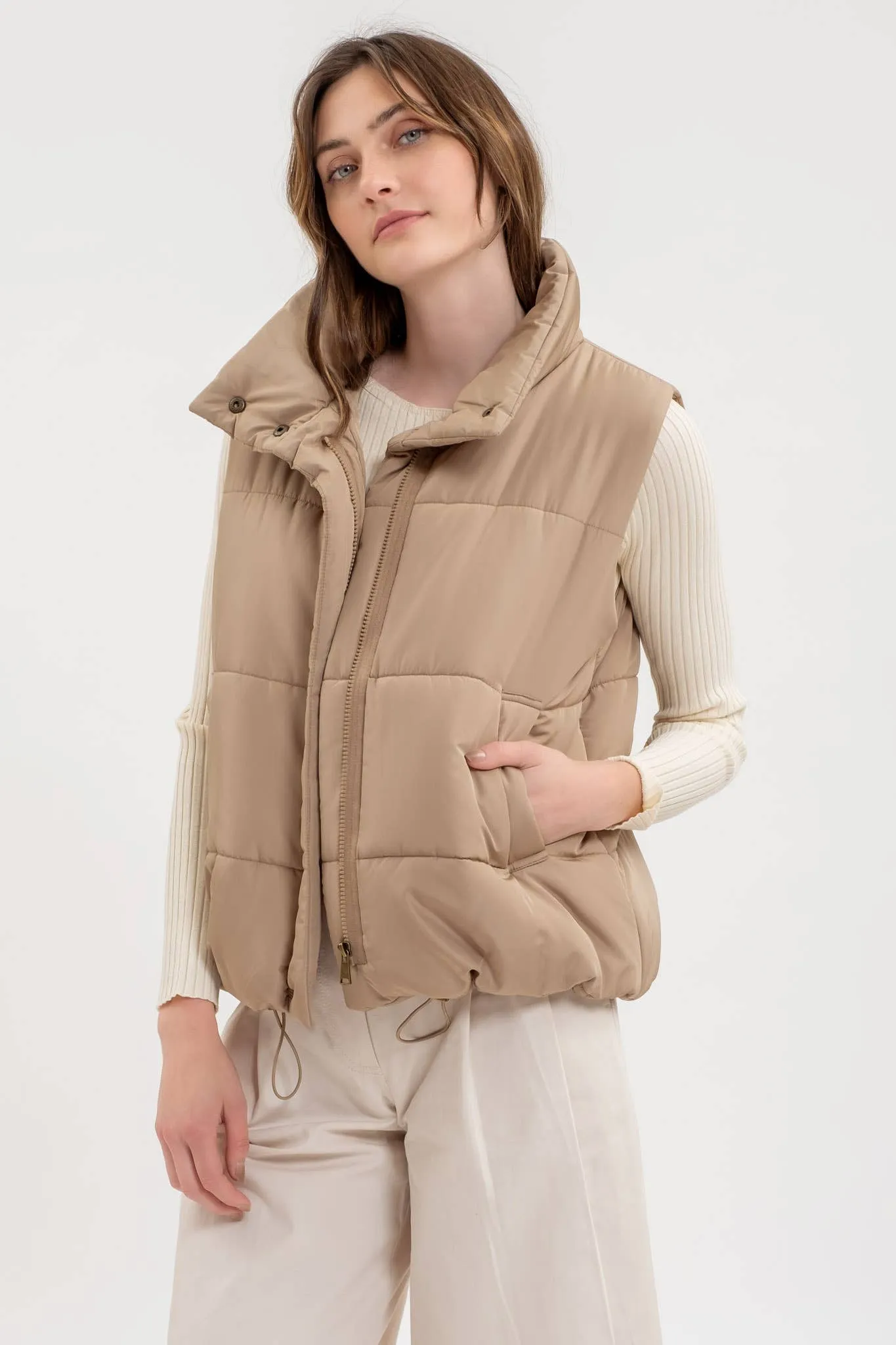 Essential Puffer Vest