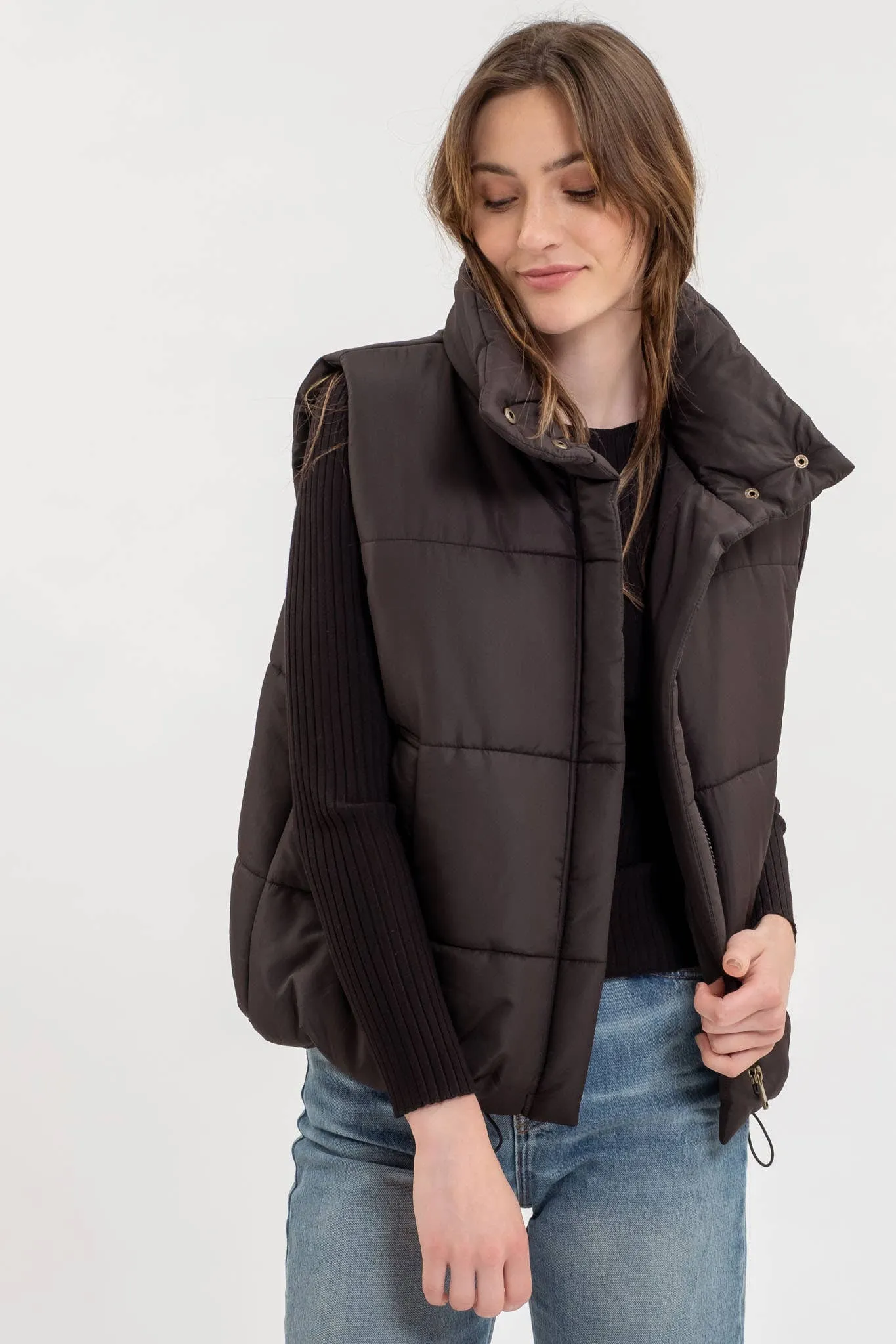 Essential Puffer Vest