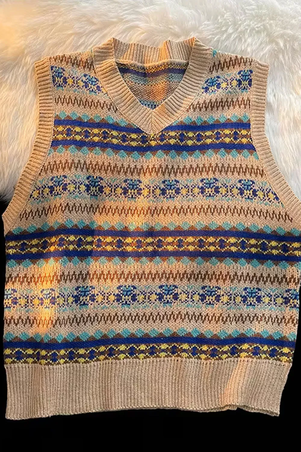 Flytonn-cute winter outfits casual winter outfits christmas outfit party look inspos V-Neck Retro Style Pattern Sleeveless Vest Sweater