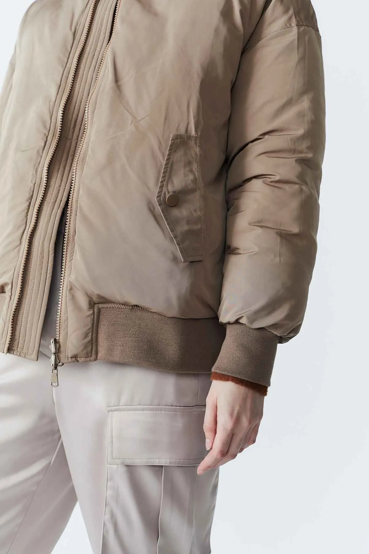 KAI REVERSIBLE BOMBER JACKET