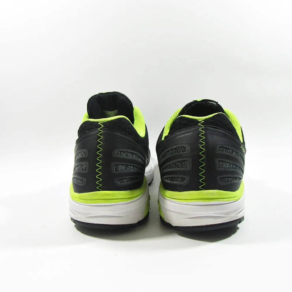 NEW BALANCE 77V5